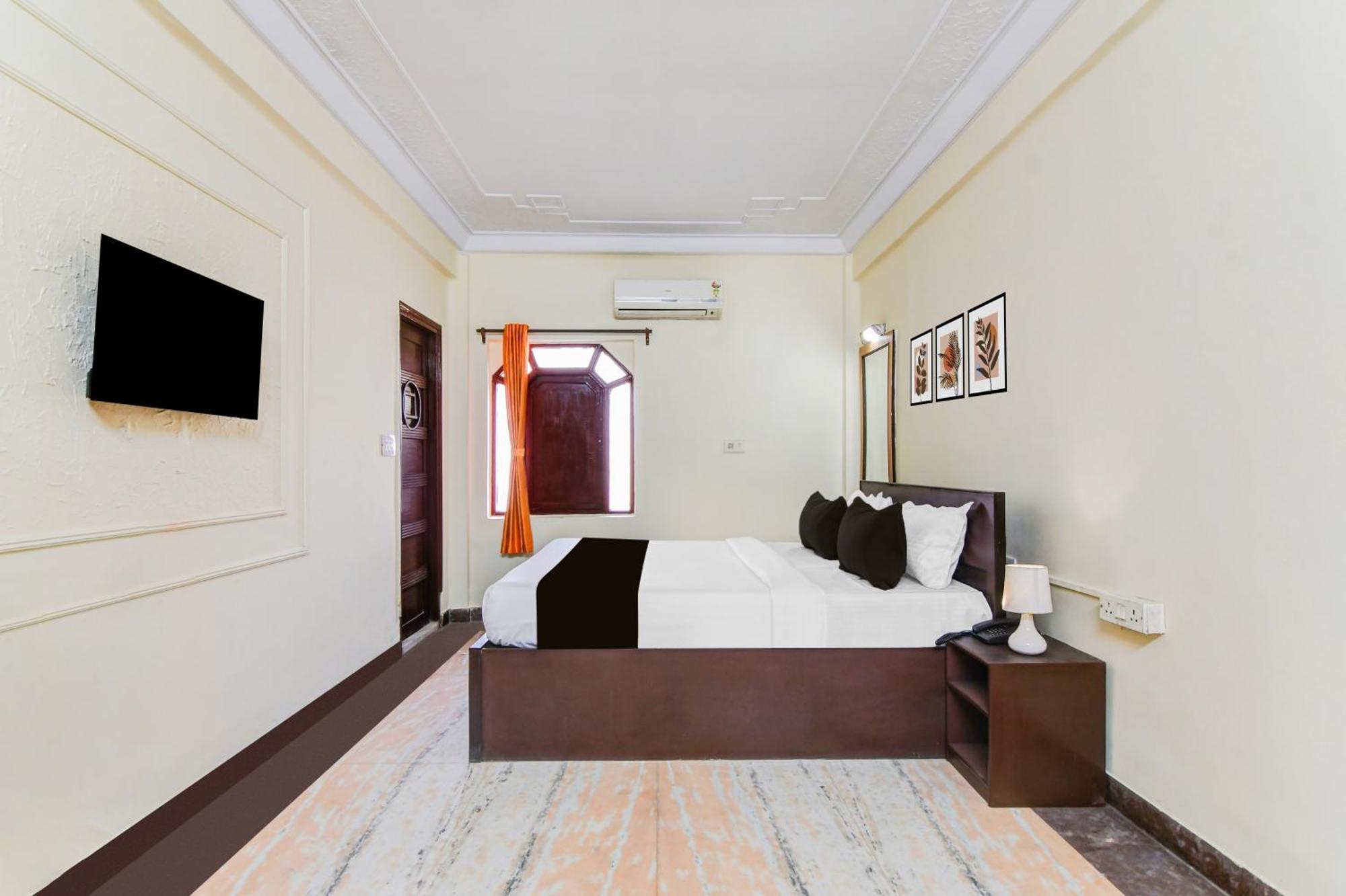 Super Hotel O Lenin Sarani Kolkata Bagian luar foto