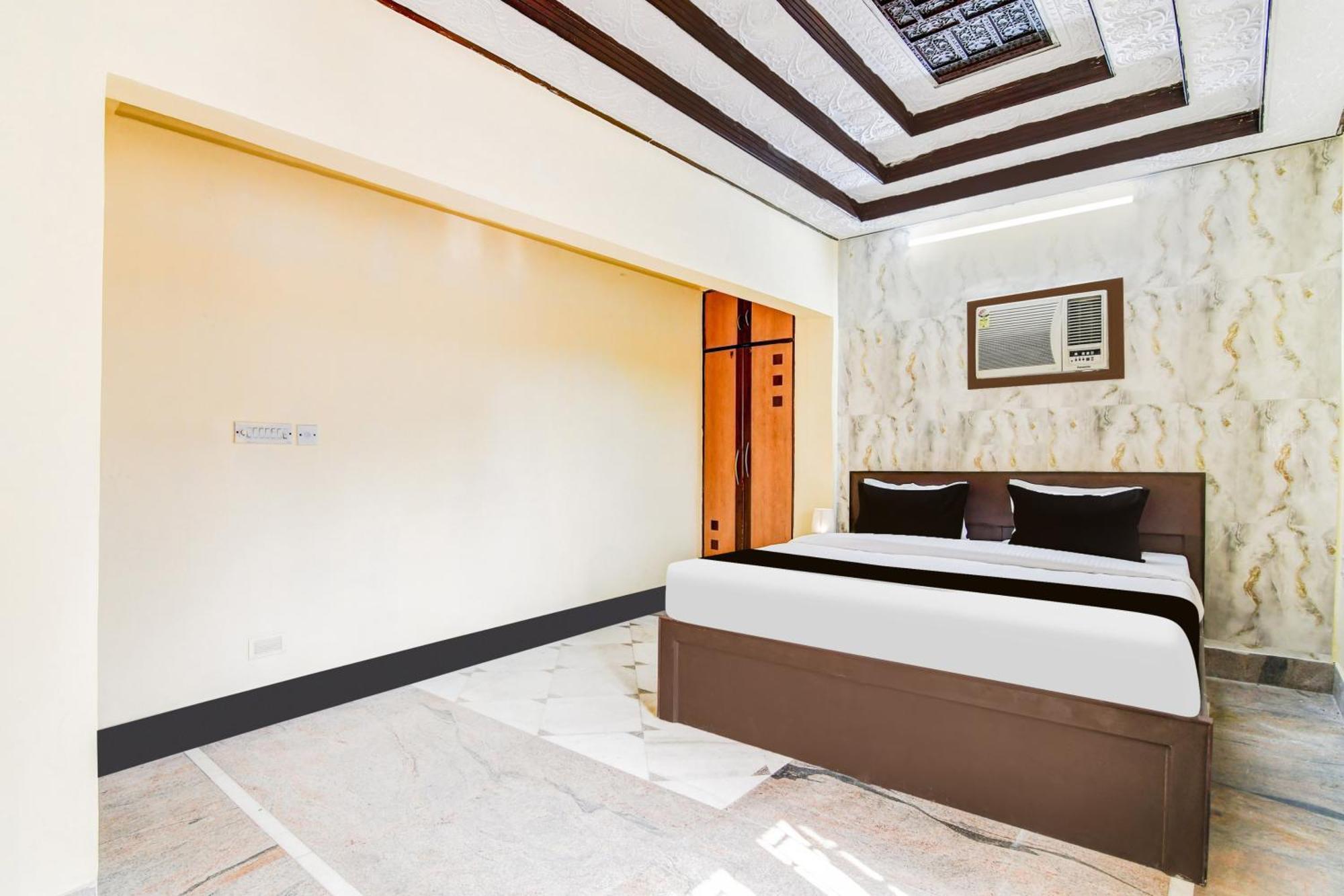 Super Hotel O Lenin Sarani Kolkata Bagian luar foto